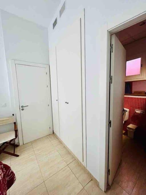 Apartamento Privado En Alameda De Hercules Севілья Екстер'єр фото